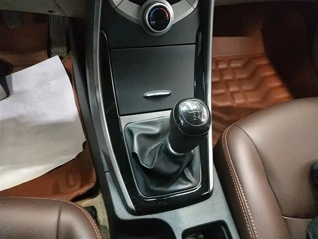 HYUNDAI ELANTRA 2016