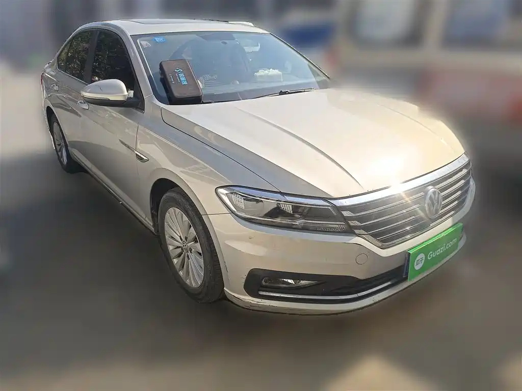 VOLKSWAGEN LAVIDA 2019