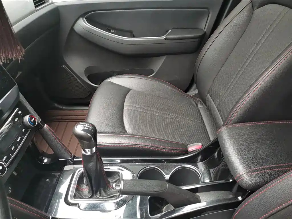BAIC SENOVA X55 2016