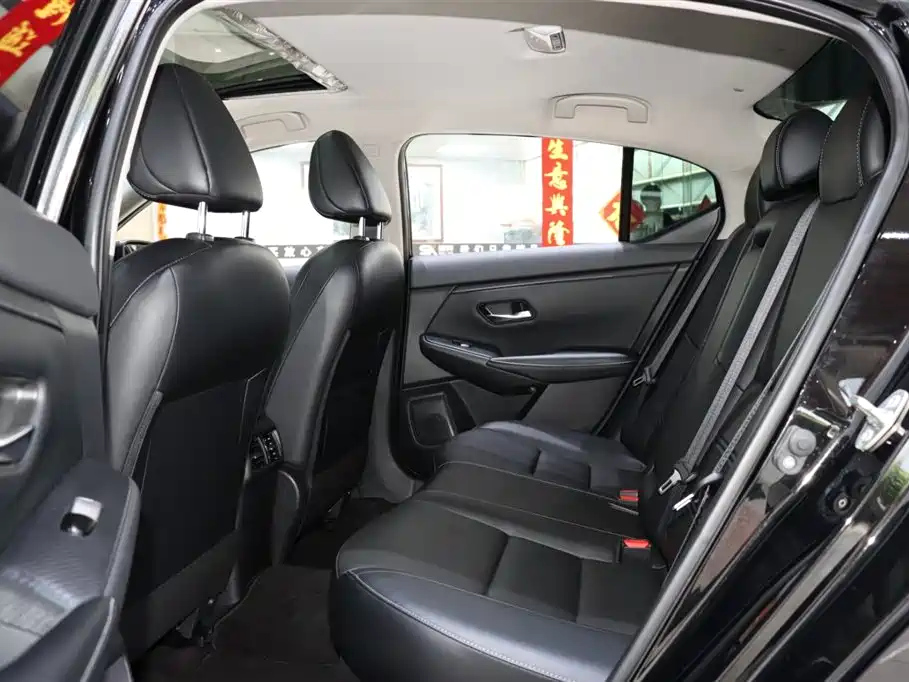 NISSAN SYLPHY 2021