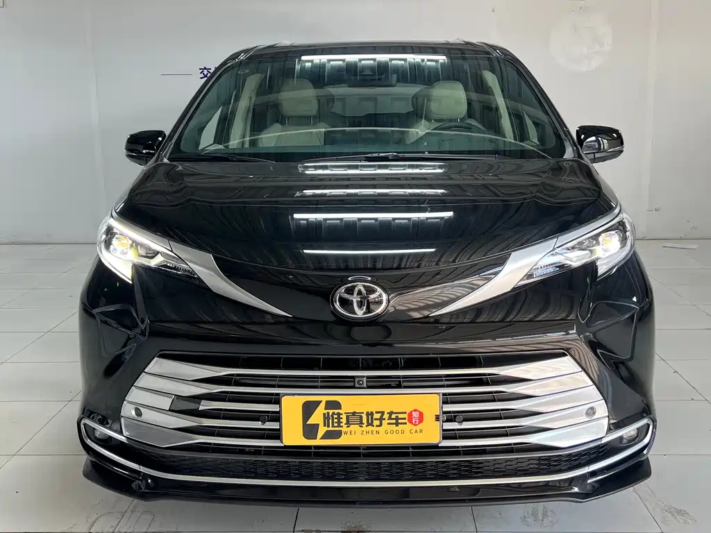 TOYOTA SIENNA SIENNA 2024