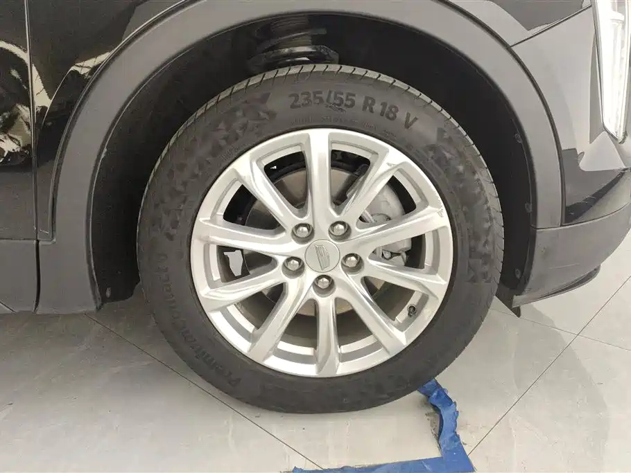 CADILLAC XT4 2020