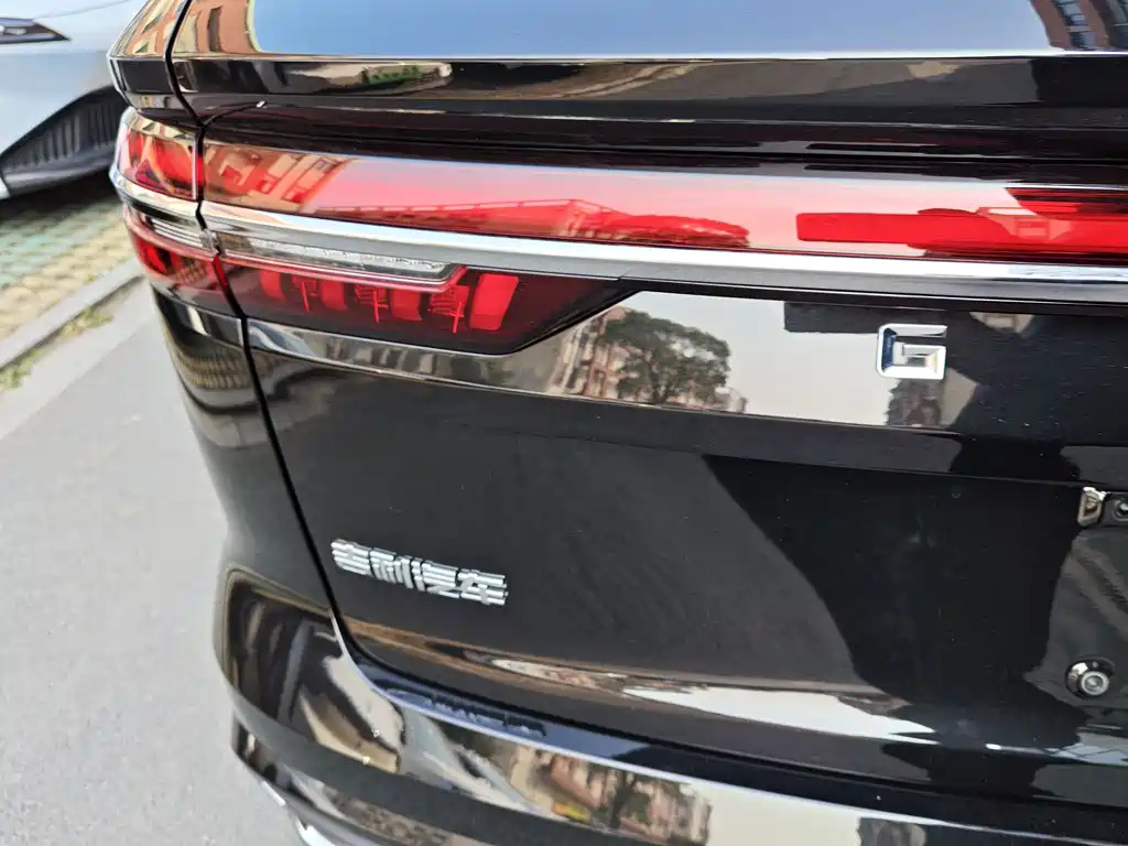 GEELY AUTO MONJARO 2025