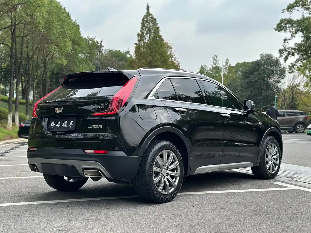 CADILLAC XT4 2021