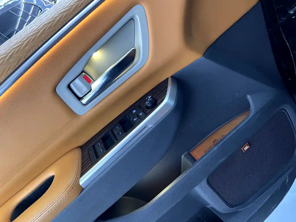 TOYOTA SIENNA SIENNA 2021