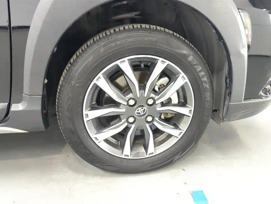 TOYOTA YARIS L DAZZLING 2023