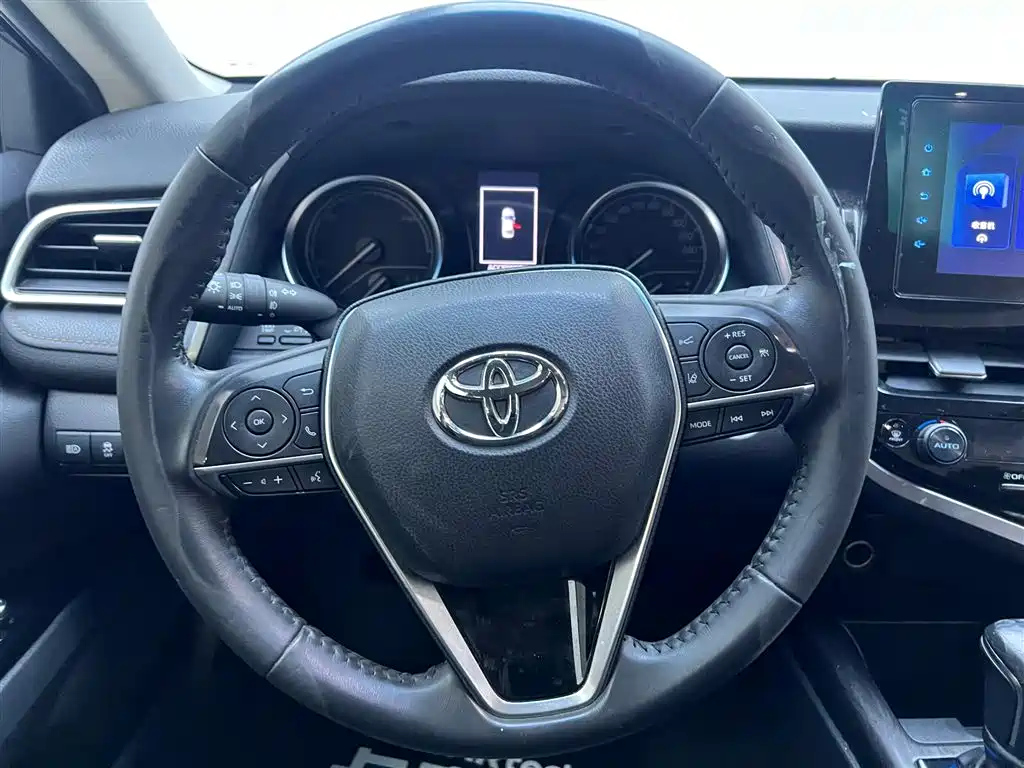 TOYOTA CAMRY 2022