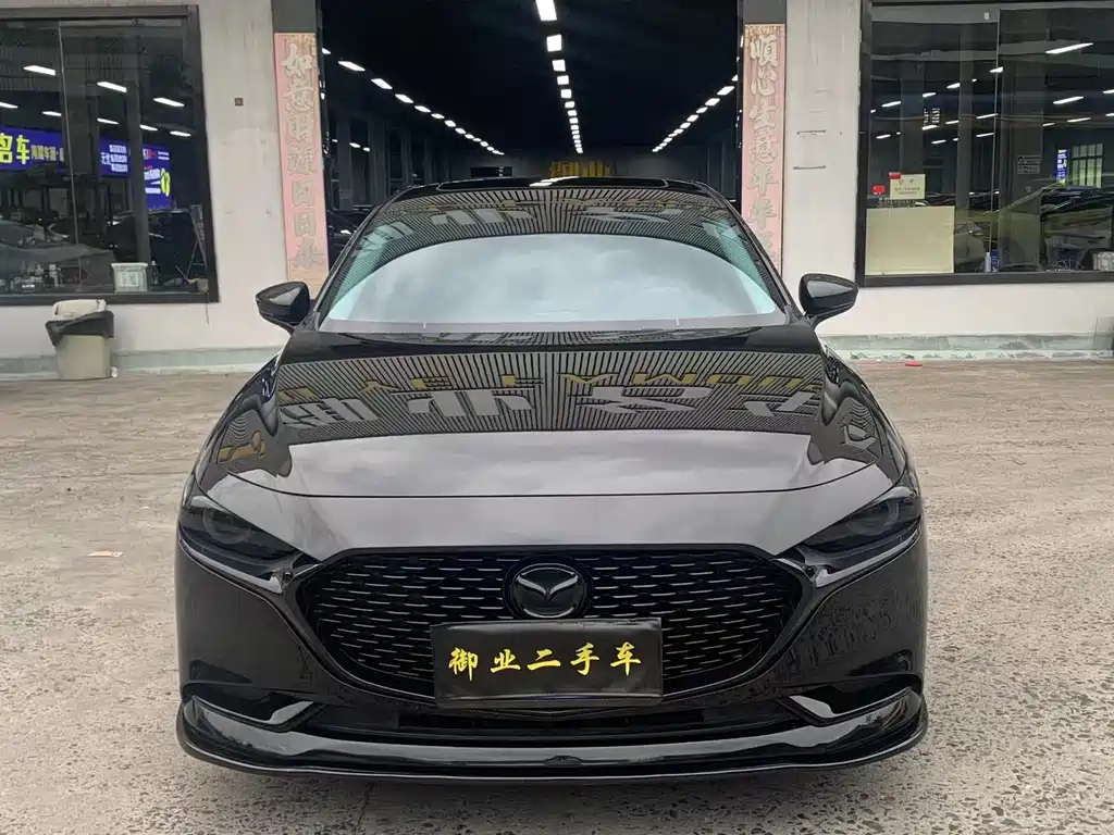MAZDA 3 AXELA 2023