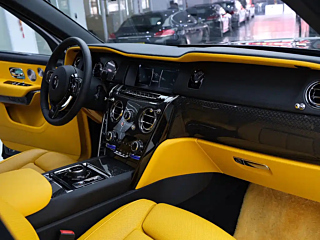 ROLLS ROYCE CULLINAN  2024 YEAR  SEATS EDITION 2024