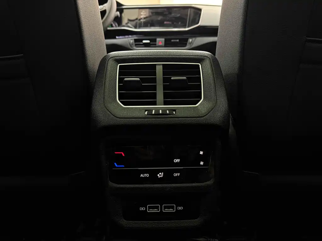 VOLKSWAGEN TAYRON 2021