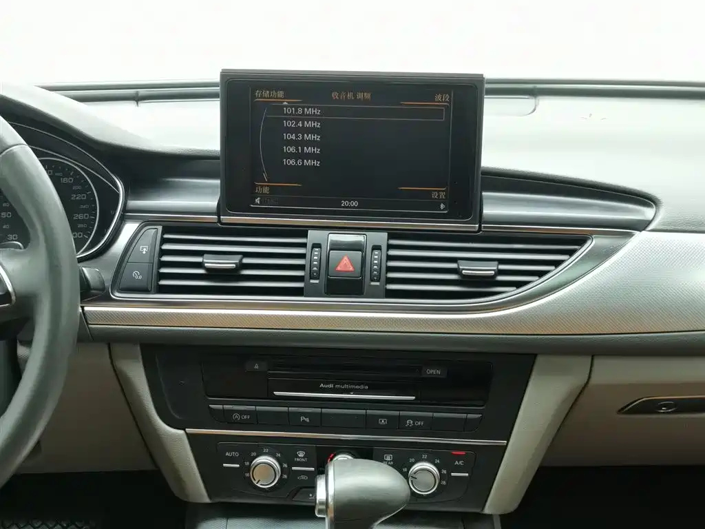 AUDI A6L 2014