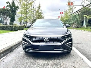 VOLKSWAGEN PASSAT 2025