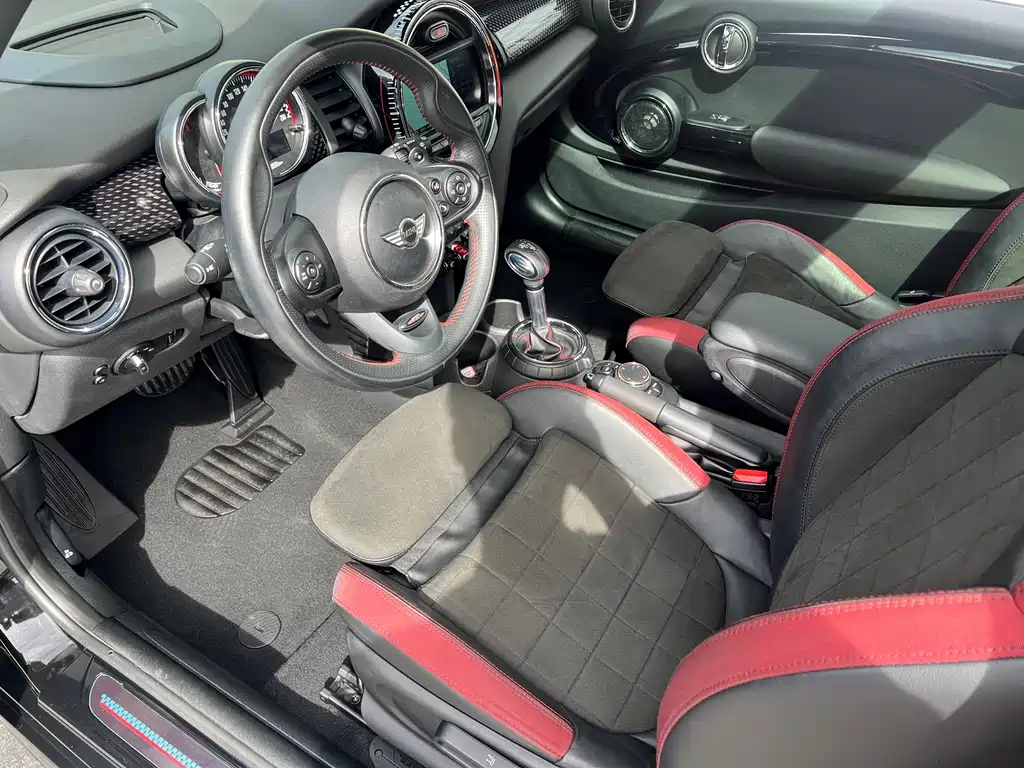 MINI JCW 2015