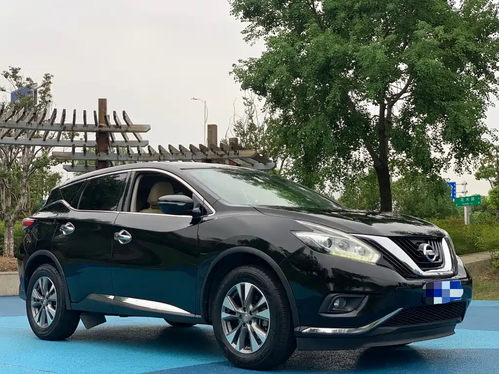 NISSAN MURANO 2015