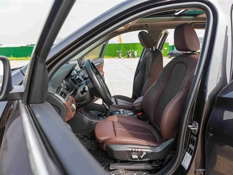 BMW X1 2021