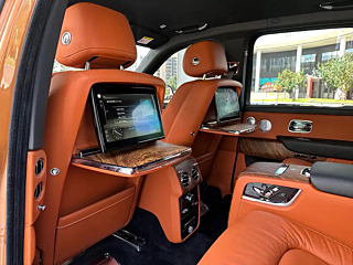 ROLLS ROYCE CULLINAN  2018 YEAR  SEATS EDITION 2018