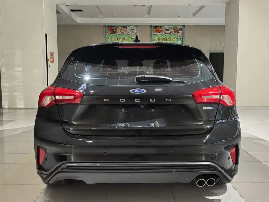 FORD FOCUS 2019