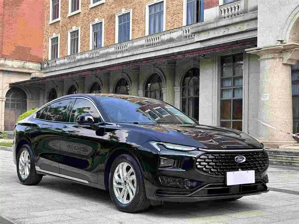 FORD MONDEO 2022