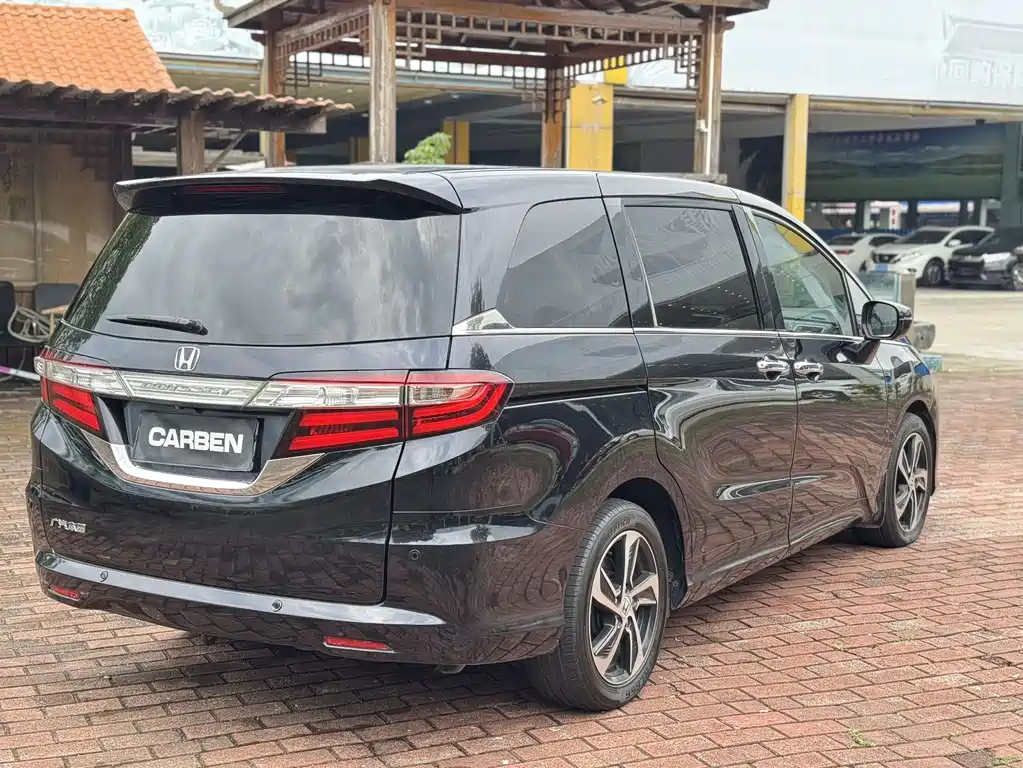 HONDA ODYSSEY 2015
