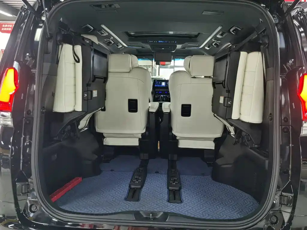 TOYOTA ALPHARD 2019