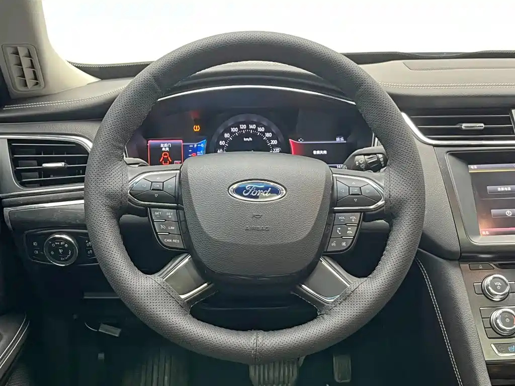 FORD TAURUS 2016