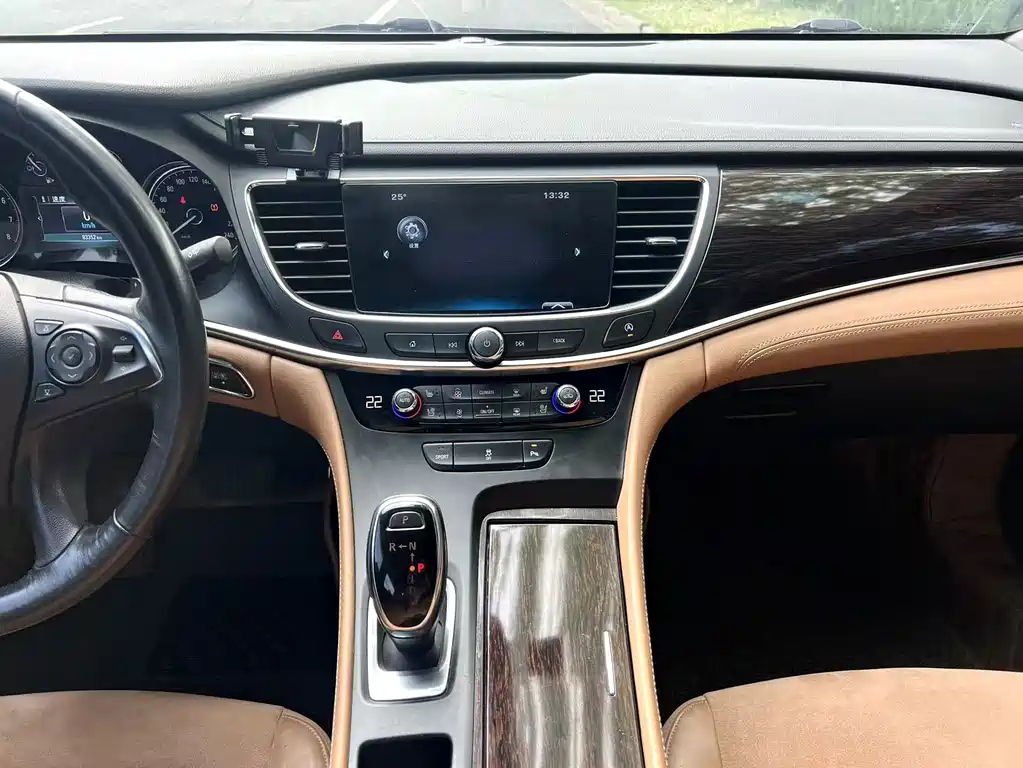 BUICK LACROSSE 2016