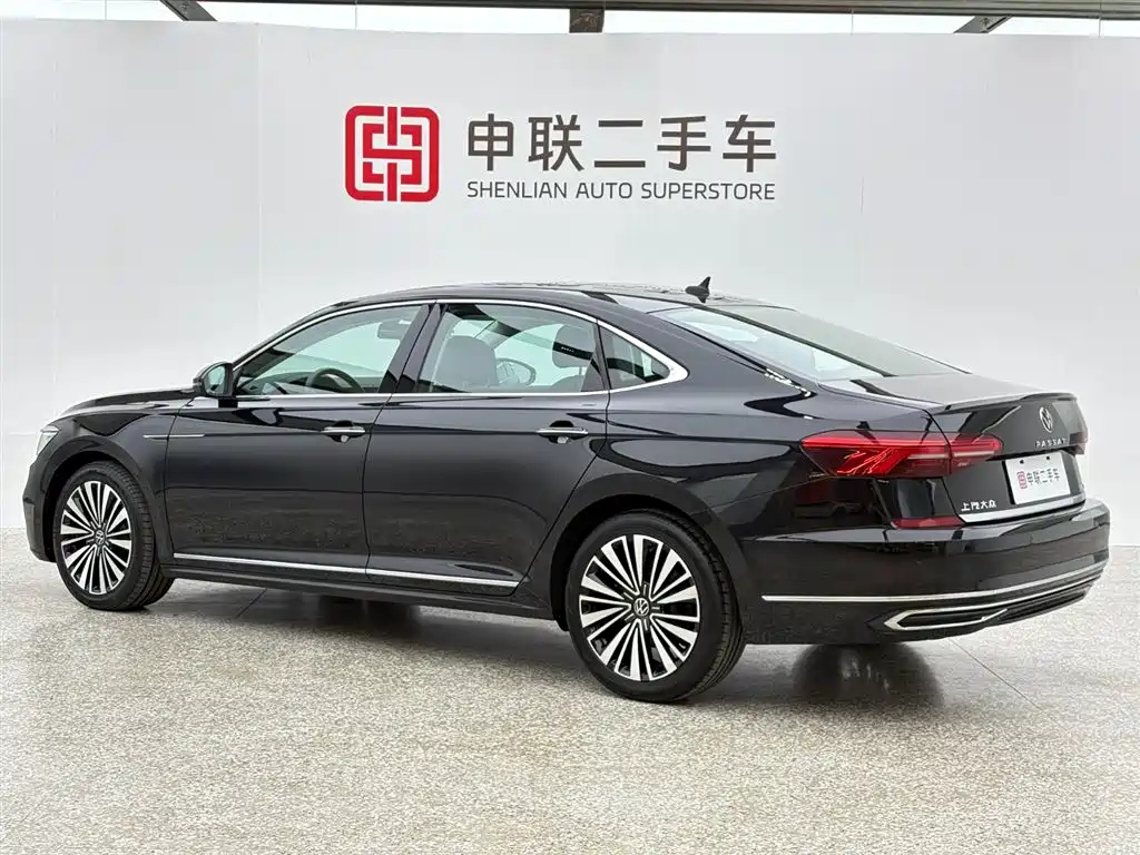 VOLKSWAGEN PASSAT 2020