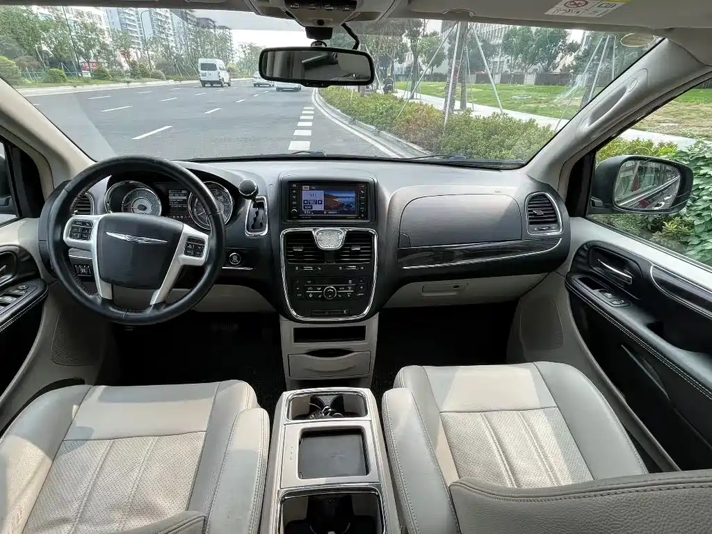 CHRYSLER BIG 捷龙 IMPORT 2015