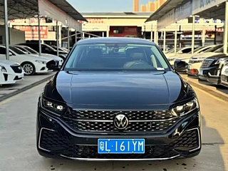 VOLKSWAGEN PASSAT 2023
