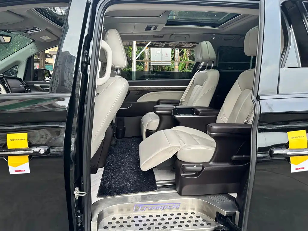 TRUMPCHI M8 2022