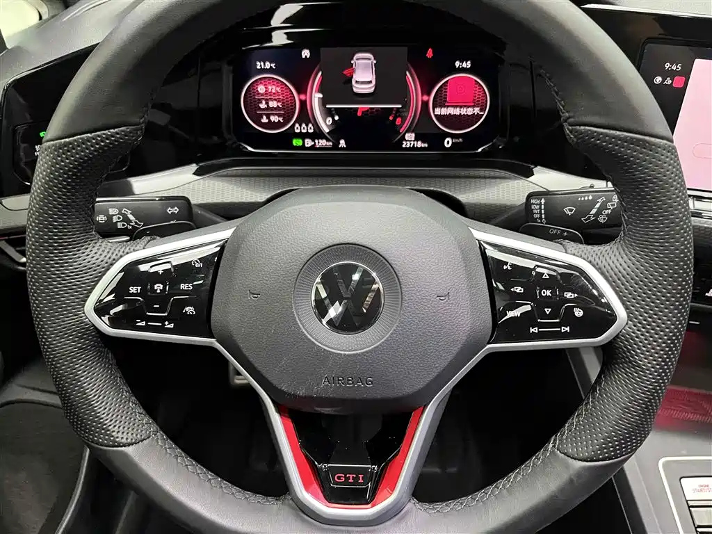 VOLKSWAGEN GOLF GTI 2021