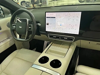 LI AUTO L8  2024 YEAR PRO 2024