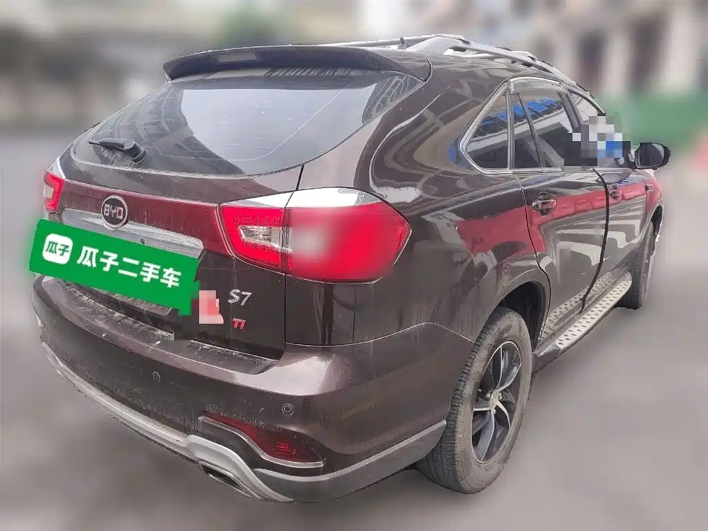 BYD S7 2015