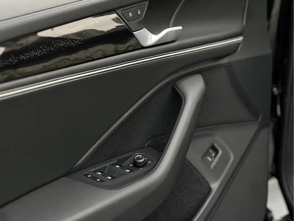 VOLKSWAGEN MAGOTAN 2025