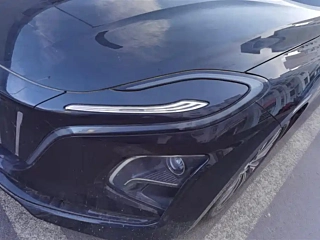 HONGQI E-QM5  2023 YEAR 620KM PLUS 2023