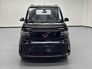 Заказать SGMW WULING LIGHT NEW ENERGY