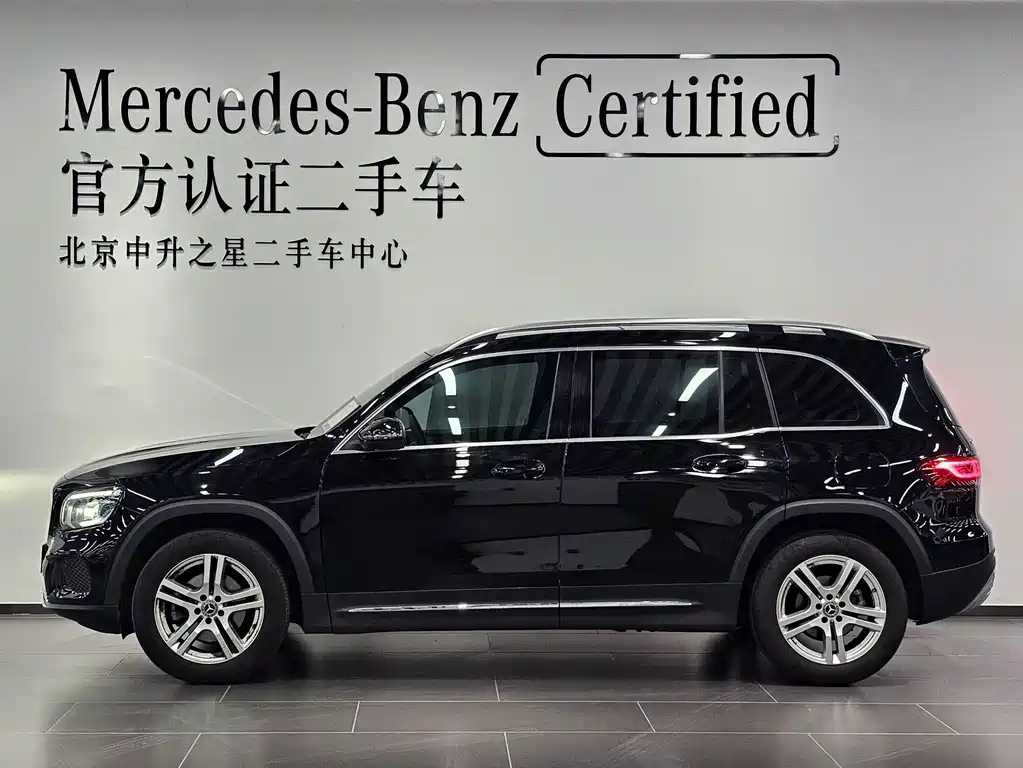 MERCEDES BENZ GLB 2022