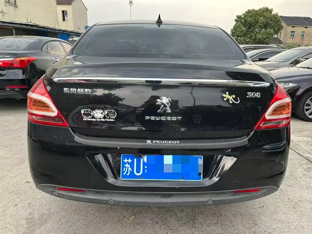 PEUGEOT 308 2012