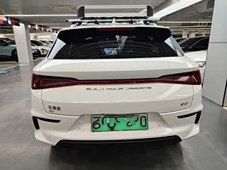 BYD E2  2023 YEAR LUXURY 2023