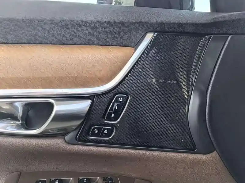 VOLVO S90 2020