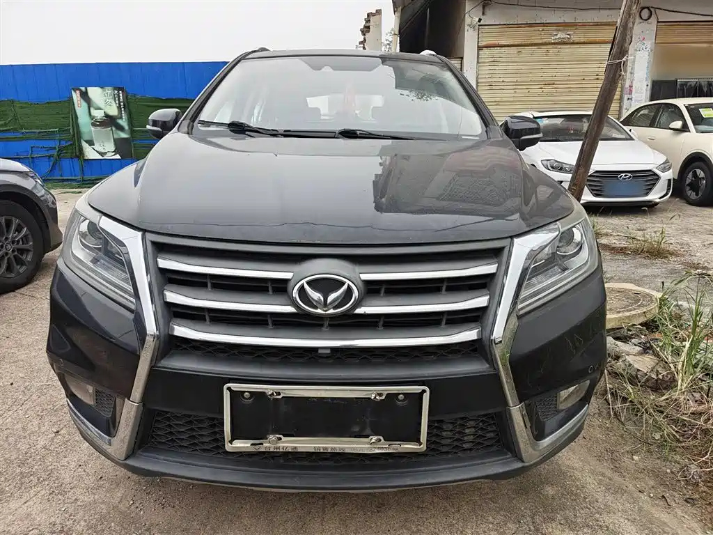 BAIC S6 2016