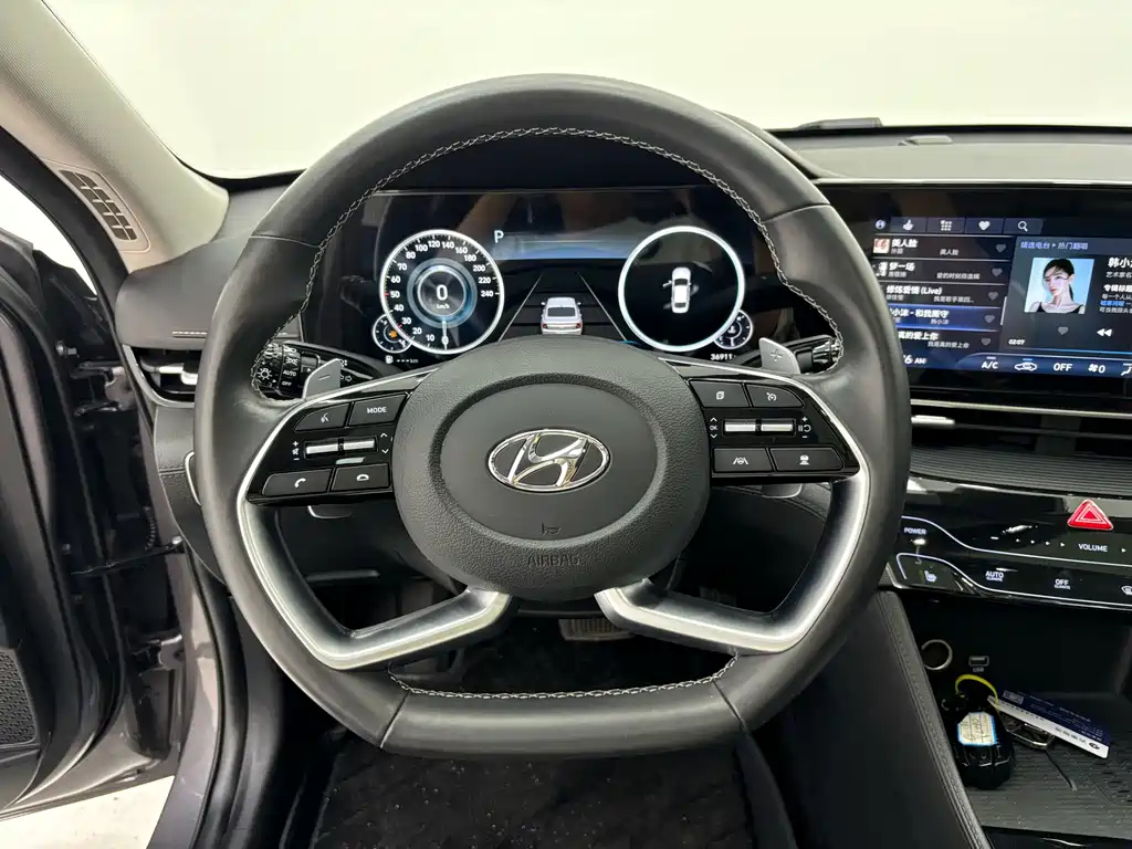 HYUNDAI MISTRA 2021