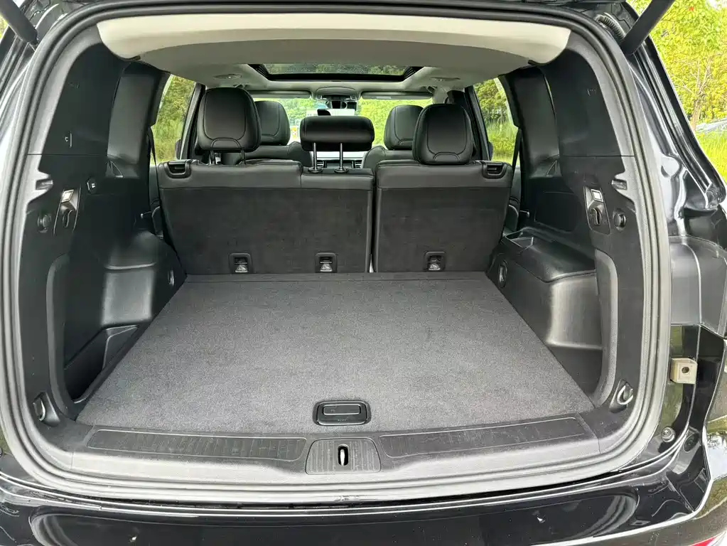 JEEP BIG 指挥官 2022