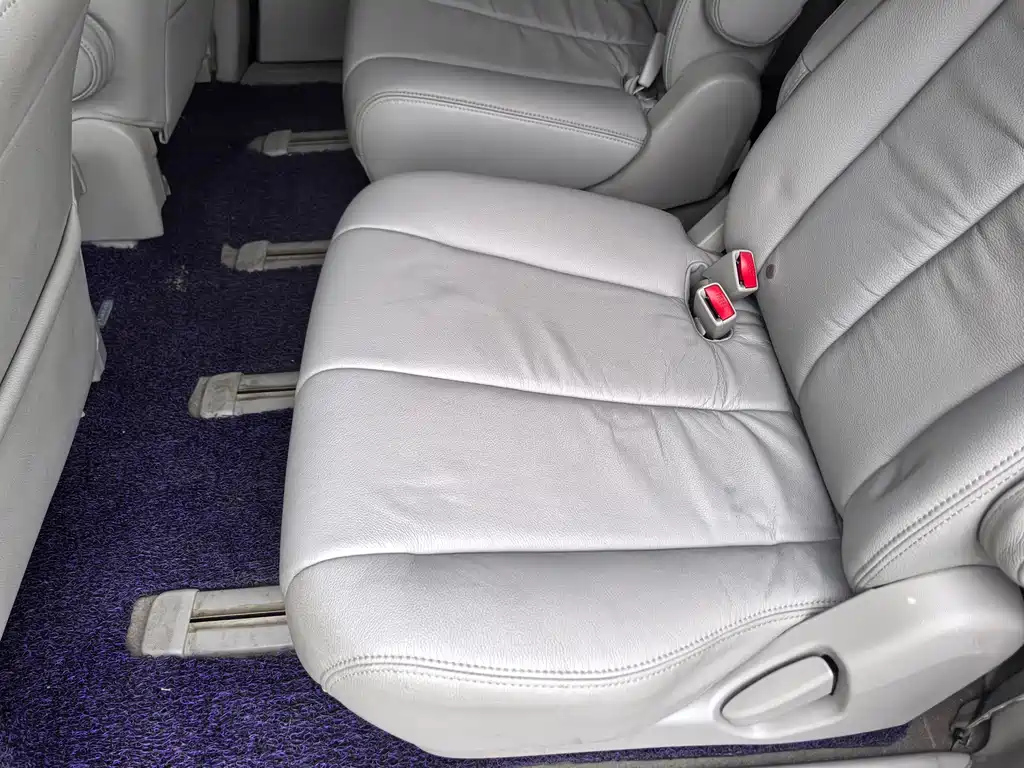 MAZDA 8 2013