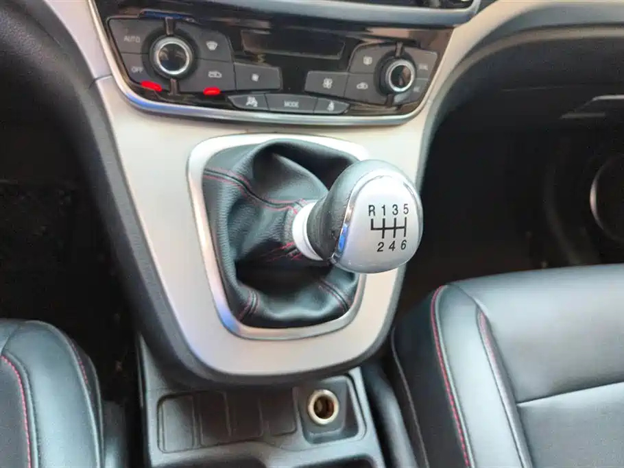 HAVAL M6 2018