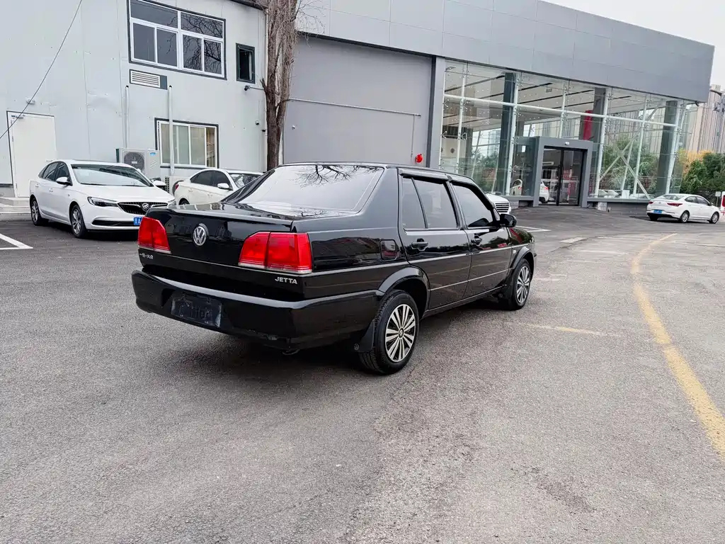 VOLKSWAGEN JETTA 2012