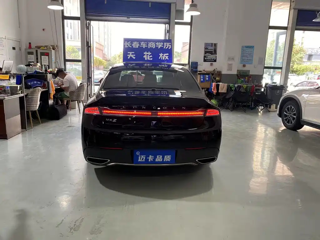 LINCOLN MKZ 2019