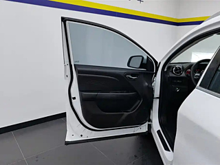 SOUEAST DX3 2018 YEAR 1.5L MANUAL PREMIUM 2018