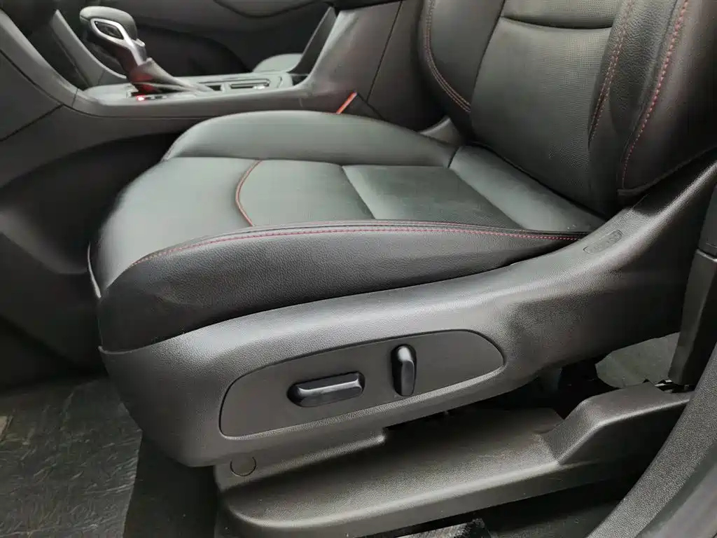 CHEVROLET EXPLORER 2022