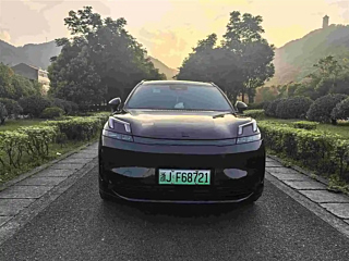 LYNK&CO 08 NEW ENERGY 2023